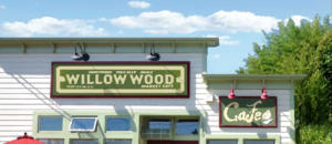 exterior of willow wood cafe and market.